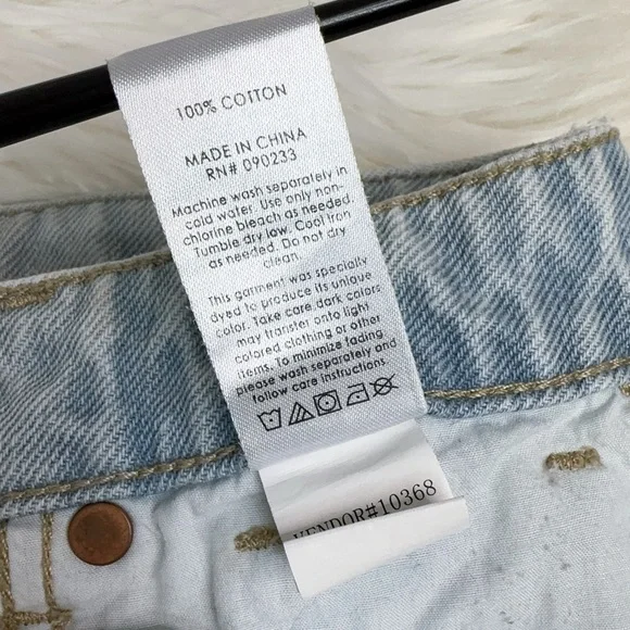 ‼️SALE‼️ PACSUN Women's High Rise Festival Light Denim Ripped Shorts, Size 22 - Picture 11 of 11